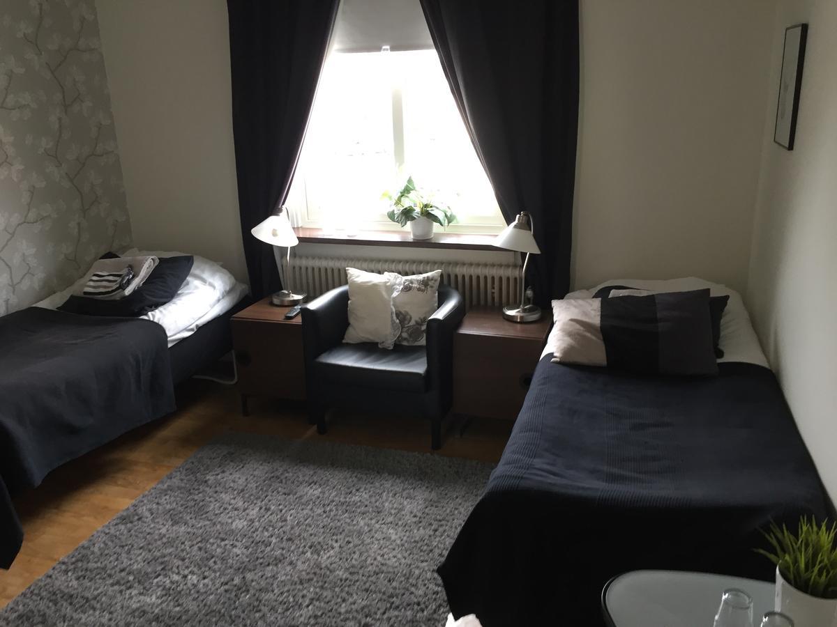 Hoejdens Lagprishotell Mönsterås エクステリア 写真