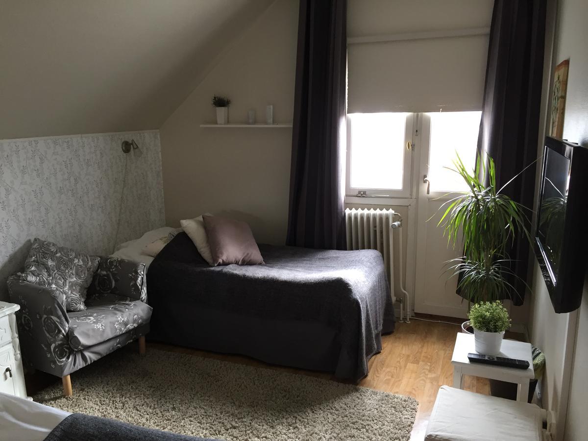 Hoejdens Lagprishotell Mönsterås エクステリア 写真